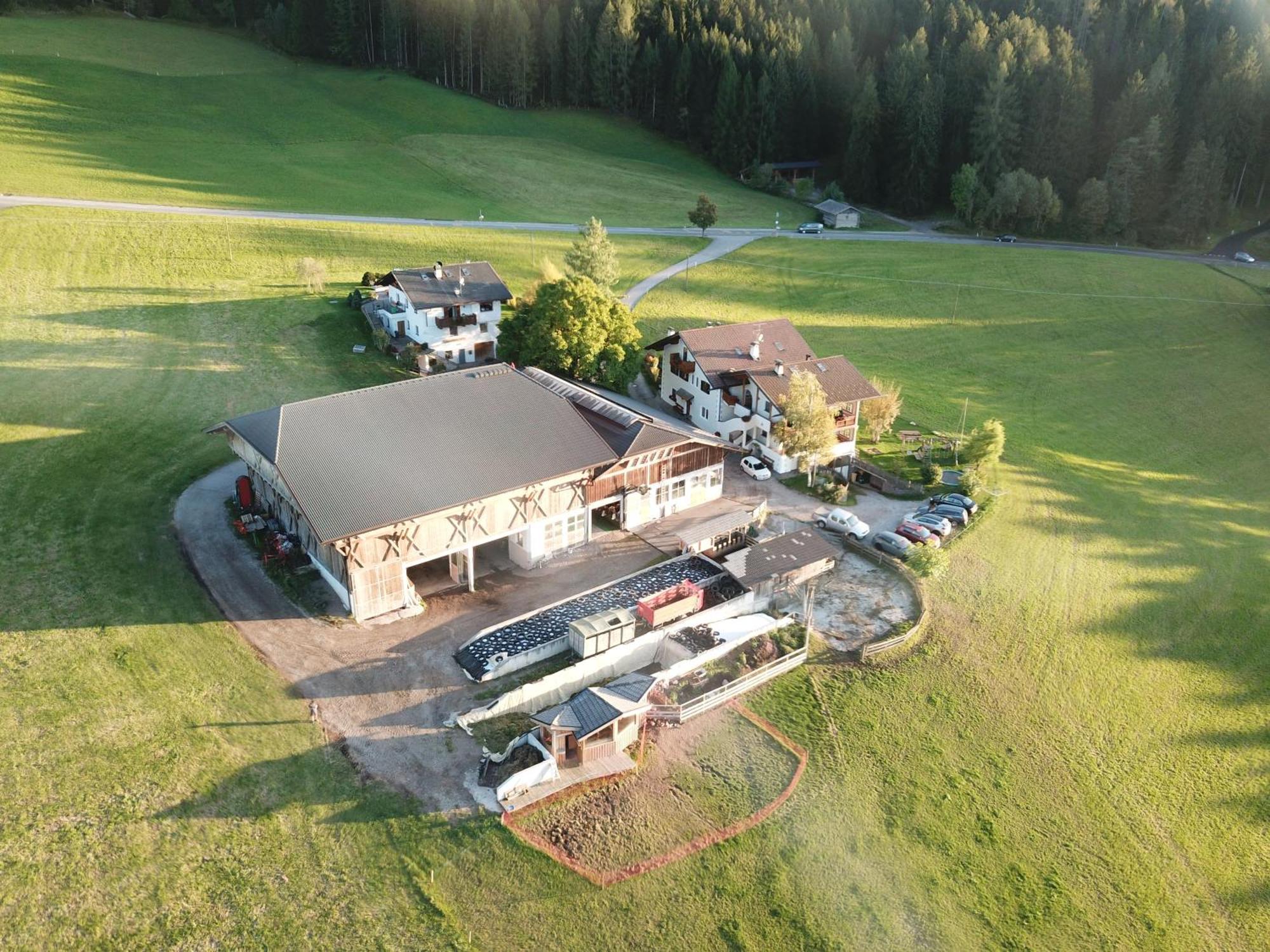 Hof Zerund Villa Кастелрото Екстериор снимка
