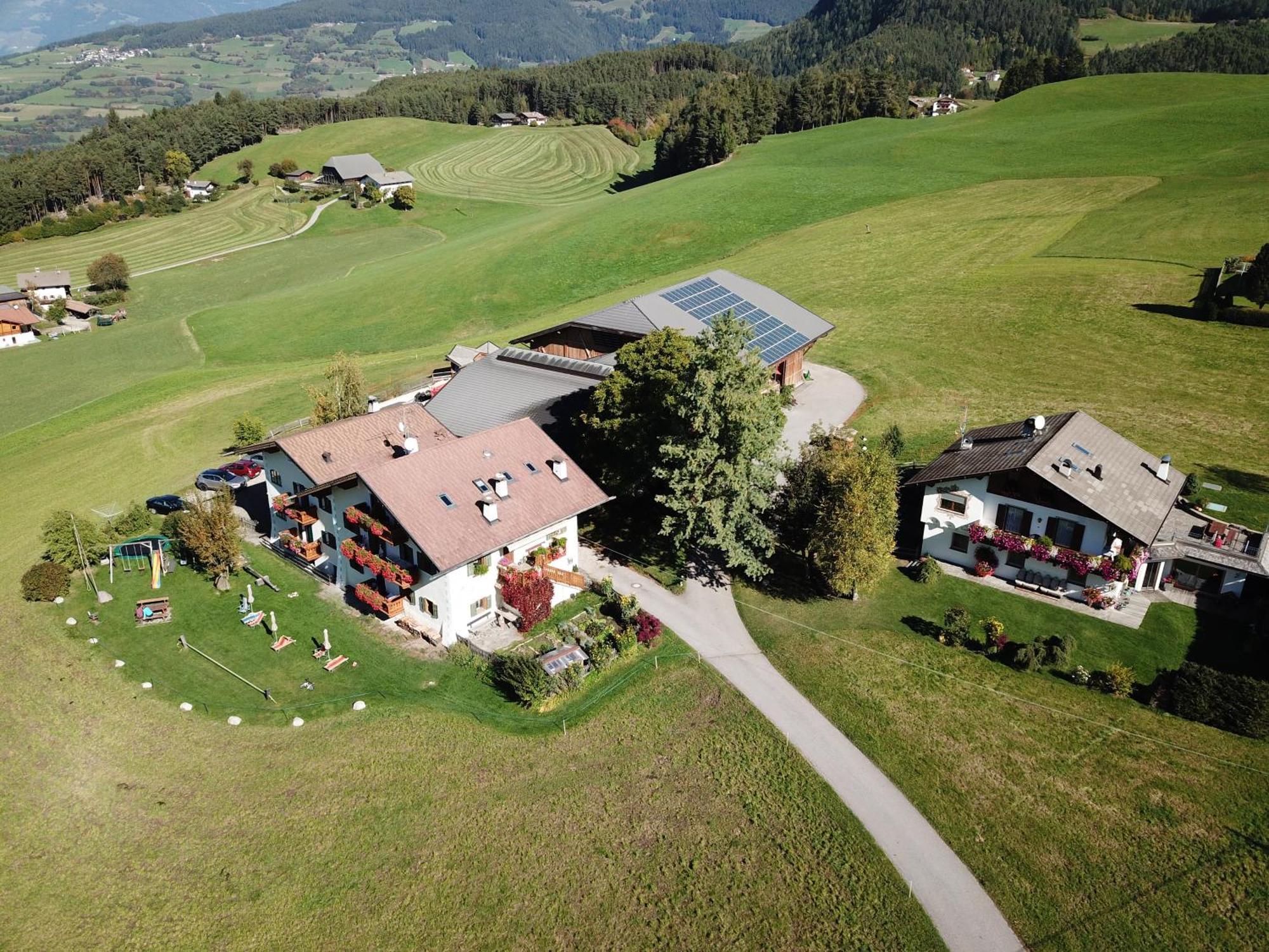 Hof Zerund Villa Кастелрото Екстериор снимка