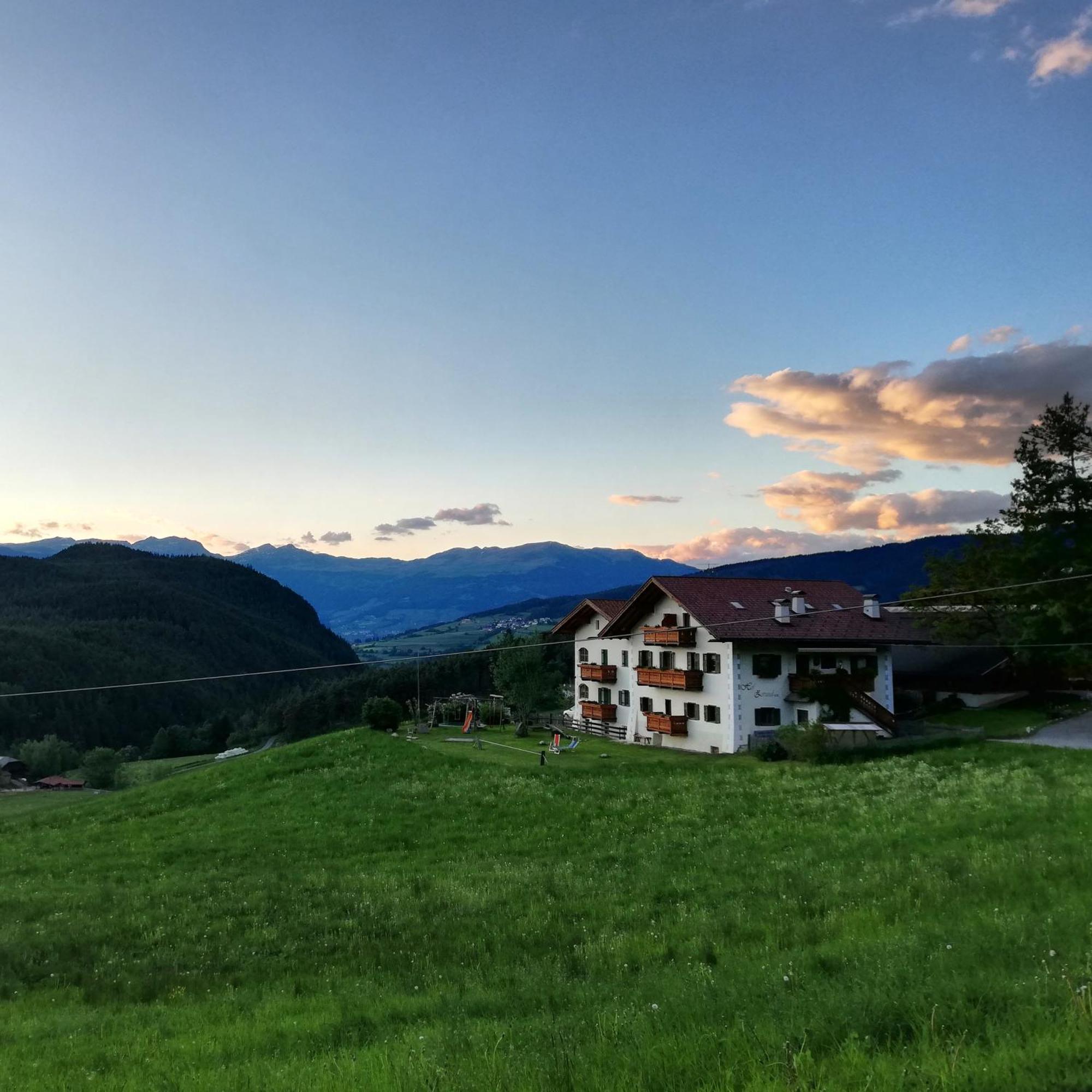Hof Zerund Villa Кастелрото Екстериор снимка